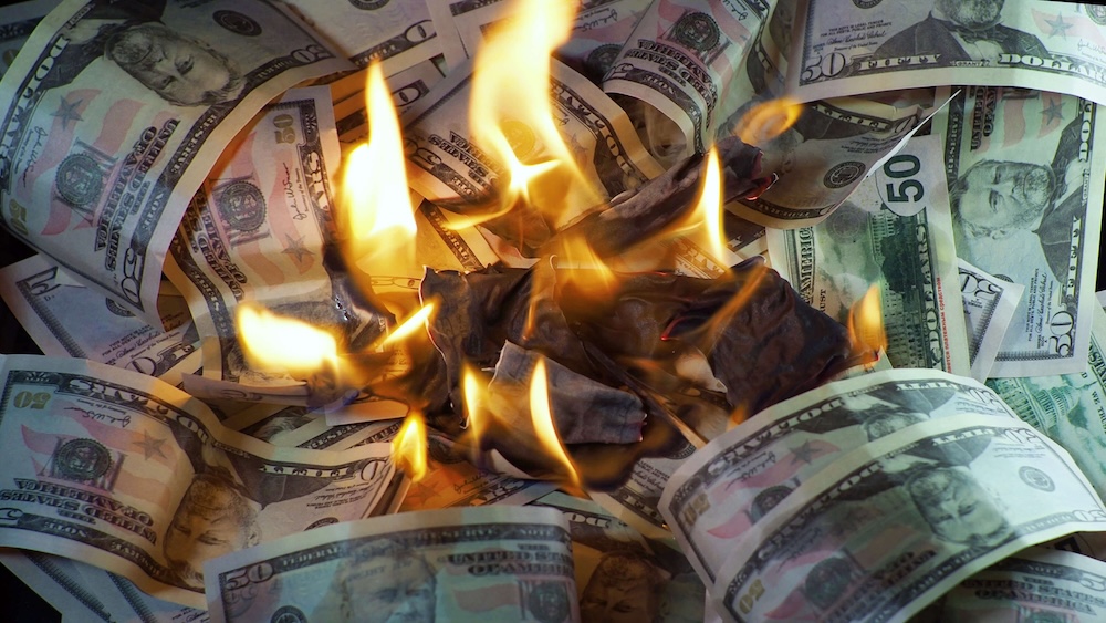 Geld verbrennen